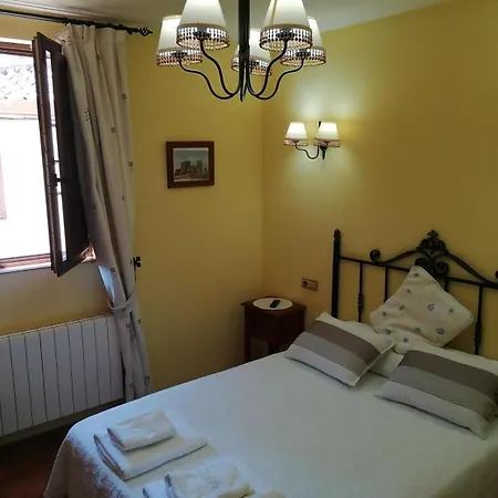 Y Corte - Colegiata Apartamento *